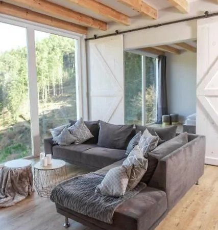 Otto-dill-halle 아파트 Elmstein