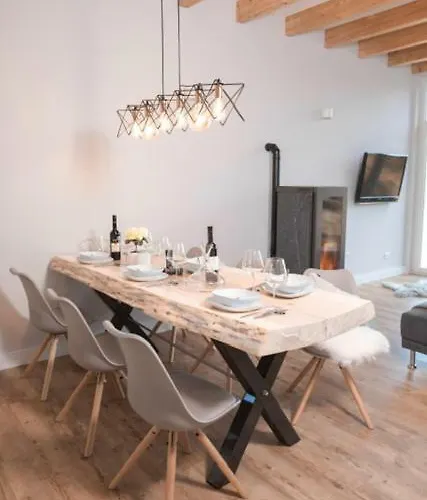 Otto-dill-halle شقة